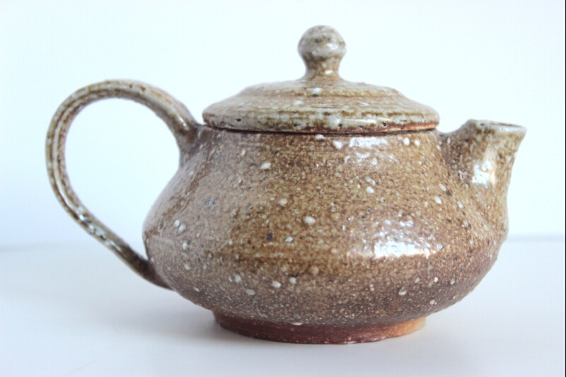 Chinese Teapot 9215